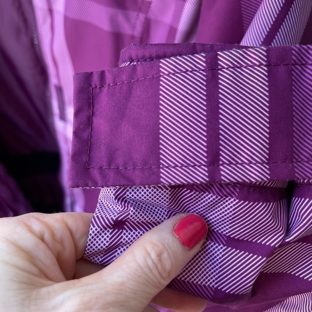 Roxy Women's Small Plaid Snowboarding Jacket - Picture 11 of 14